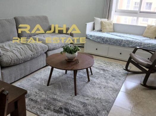 Furnished 2BR | Pool View | Walk to Circle Mall