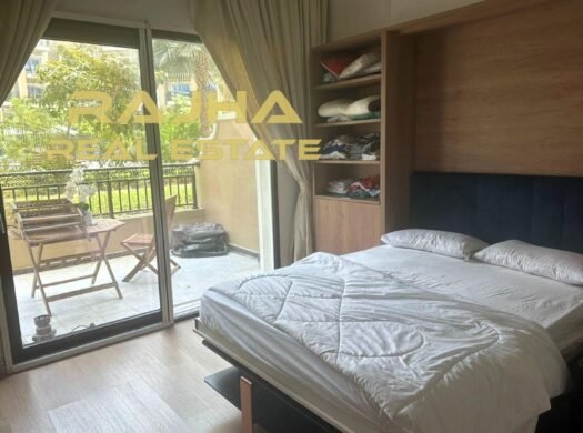 Fully Furnished 1 Bed Plus Maid | Community View